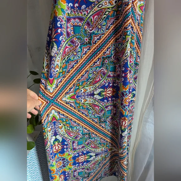 Festive Maxi Dress New Halter V-Neck Stretch ๐ M Vacay Beach Party Colorful - Picture 10 of 17